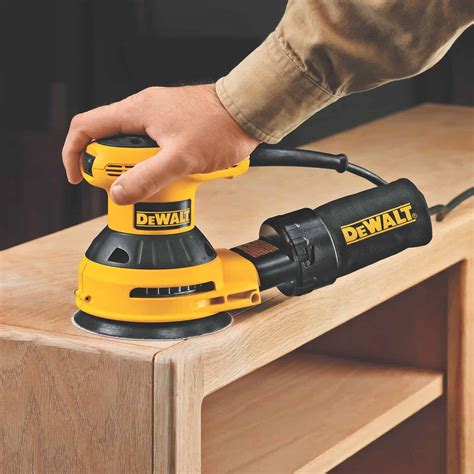 DEWALT D26451K Random Orbit Sander Review