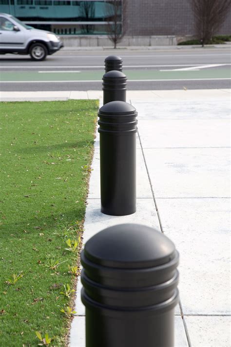 R-7736 Decorative Bollard | Bollards & Post Covers