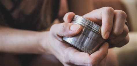 Weed Grinder: Which One Is Best For Me?