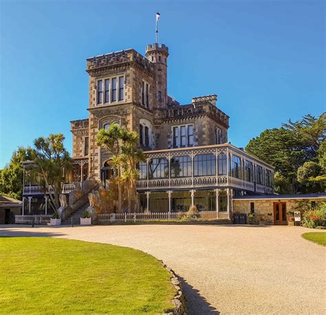 5 Reasons to Visit Dunedin – Life at No. 22