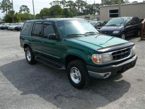 Purchase used 2001 Ford Explorer XLT in 8532 US HWY 19, Port Richey, Florida, United States, for ...