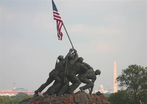 File:Marine Corp Memorial Iwo Jima.jpg