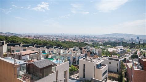 Spectacular house with pool and with the best views of Barcelona | JC ...