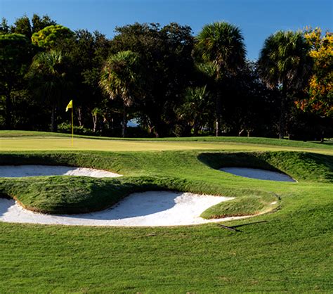 Yacht & Country Club, Stuart, Florida - Golf course information and reviews.