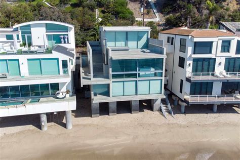 A Timeline of Kanye West's Rotting $57m Malibu House