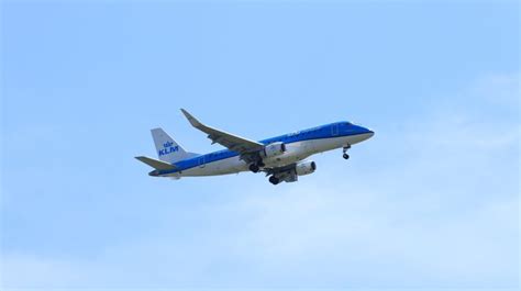 KLM Resumes Planned Flights to South Africa After SA Updates Crew Requirements - SA People