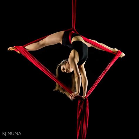 Aerial Silks Workshops with Anastasia Sauvage - Emerald City Trapeze Seattle