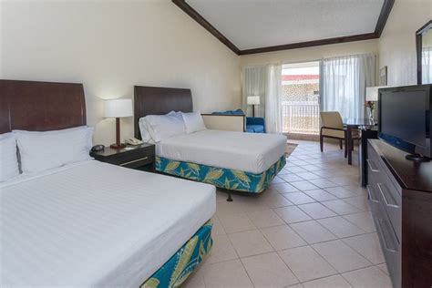 Holiday Inn Resort Montego Bay All-Inclusive Rooms: Pictures & Reviews ...