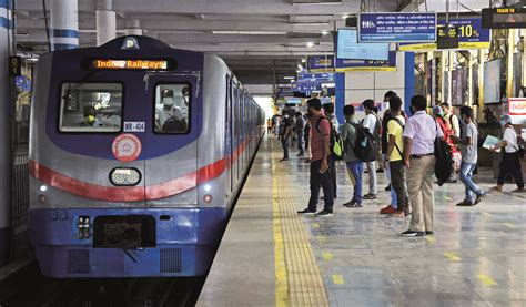 Metro to carry out trial runs of AC rakes between Howrah Maidan & Esplanade soon