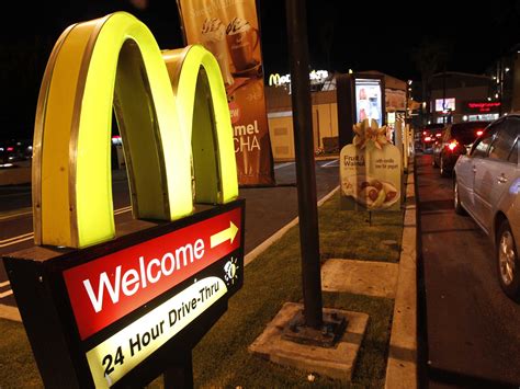 McDonald's Is Adding A Drive-Thru Window - Business Insider