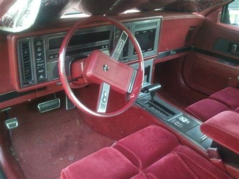 Sell used 1986 Buick Riviera in Belleville, Illinois, United States, for US $3,000.00