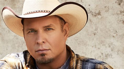 Garth Brooks breaks Edmonton record | Rogers Place