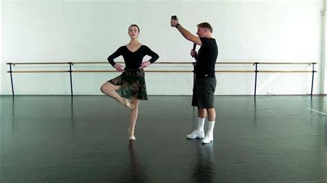 Basic Pirouette Tutorial With Ballet Turn Fundamentals. in 2024 | Ballet turns, Ballet, Turn ons