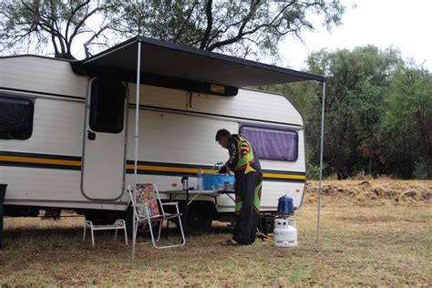 Eezi-Awn Caravan Awning - Awnings - Eezi-Awn - Worldwide - Overland Gear built to last