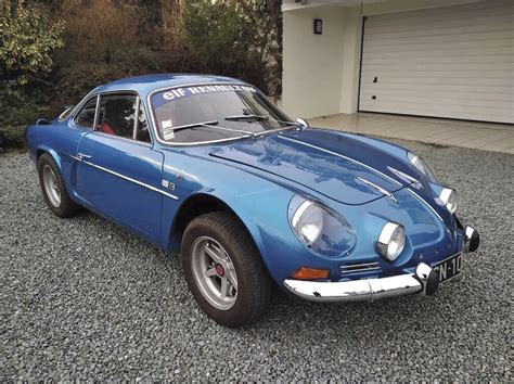 An Alpine A110: A Car with an Epic Histo... | Gazette Drouot