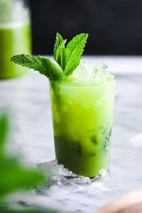 A fizzy sugar snap pea mojito mocktail makes a refreshing drink for ...