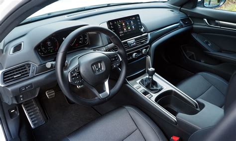 2018 Honda Accord Pros and Cons at TrueDelta: 2018 Honda Accord Sport ...