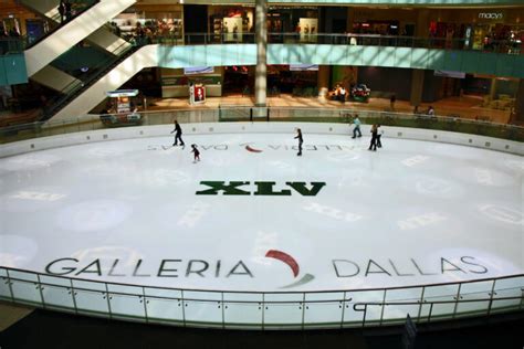 12 Best Malls With Ice Skating Rinks