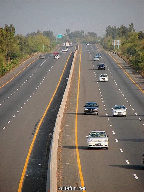 M2 Motorway Pakistan - Lahor To Islamabad - XciteFun.net