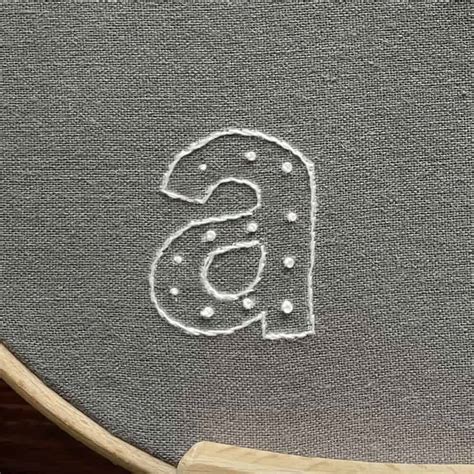 How To Embroider Letters: Stem & Satin Stitch - Makenstitch