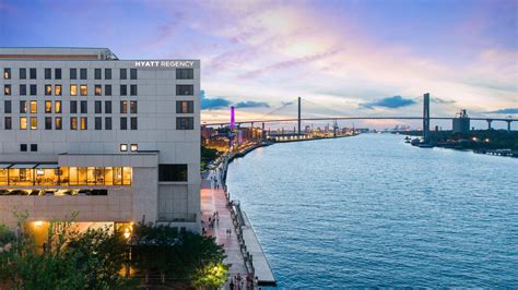 Downtown Savannah, GA Riverfront Hotels | Hyatt Regency Savannah