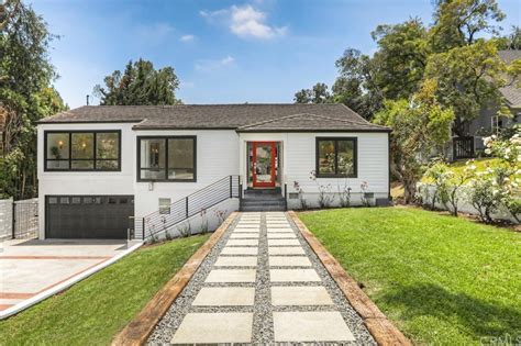 1376 Sonoma Dr, Altadena, CA 91001 | MLS# PF19137657 | Redfin