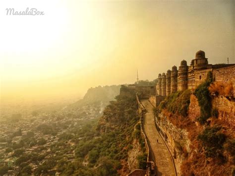 Gwalior Fort - History, Palaces, Temples, and Stories