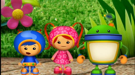 Watch Team Umizoomi Season 1 Episode 19: Team Umizoomi - Santa's Little ...