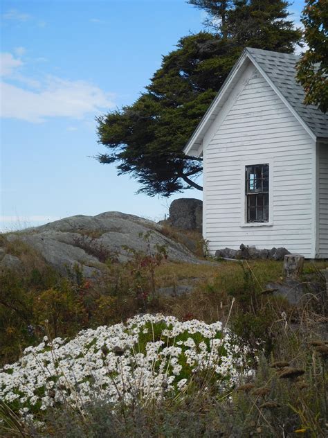 vicarious travelling: Maine - Monhegan Island hiking