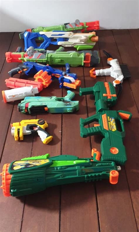 Nerf guns GIVEAWAY, Hobbies & Toys, Toys & Games on Carousell