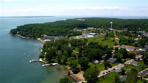 Island flying adventures: Great Lakes islands - AOPA