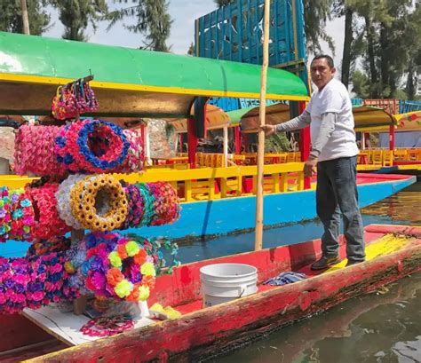 Why You Should Visit The Aztec Floating Gardens at Parque Xochimilco in ...