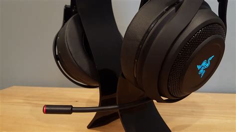 Razer Man O' War review: This pillowy headset is almost as mighty as ...