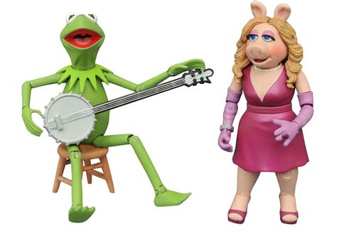 Diamond Select - The Muppets Kermit and Miss Piggy Vinyl Figures with Accessories #DIA-84308