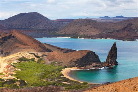 Volcano erupts on Galapagos Islands, threatening fragile ecosystem ...