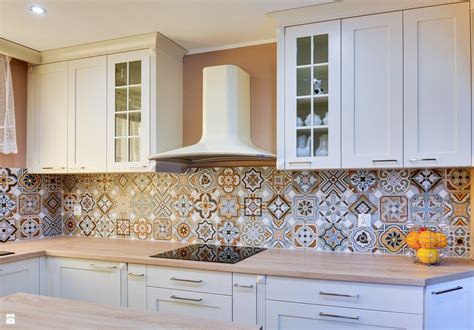 Spanish Tile Backsplash Ideas : Moroccan Tile Backsplash Add The Charm Of The Mediterranean Sea ...