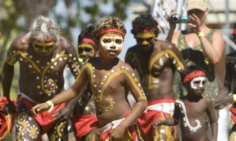 6 ways to get closer to Aboriginal culture in Australia’s Northern ...