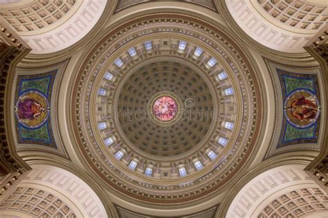 The Wisconsin State Capitol Building Editorial Photography - Image of ...