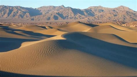 Death Valley Mesquite Flat Sand Dunes Information | Hiking Trails Guide