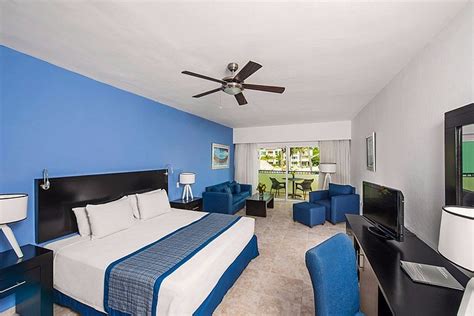 Ocean Blue And Sand Beach Resort Rooms: Pictures & Reviews - Tripadvisor