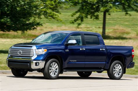 Toyota Tundra Blue - amazing photo gallery, some information and ...