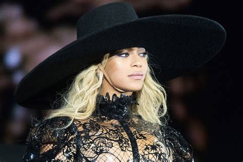 Beyoncé Fans Out for Ritch Erani, Baron Hats & More Designers ...