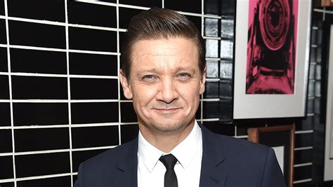 Jeremy Renner rehabbing 2 broken arms for 'Avengers'