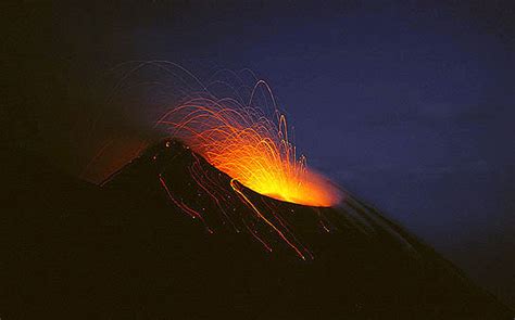 photos of strombolian eruptions