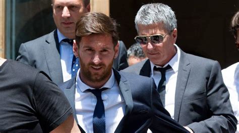 Messi’s new contract has been signed by his father, says Barcelona ...