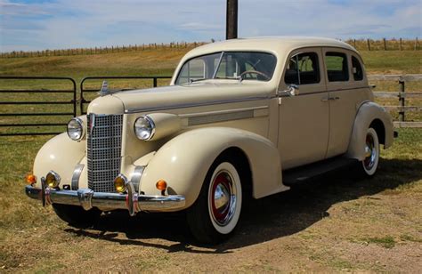 1937 Oldsmobile Market - CLASSIC.COM