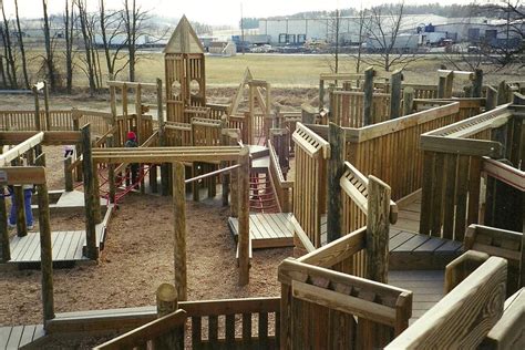 The wood playground fortress : nostalgia