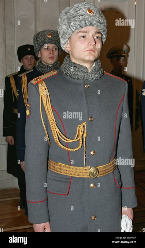 A new Russian military uniform show at the General Staff of the Stock Photo: 22945590 - Alamy