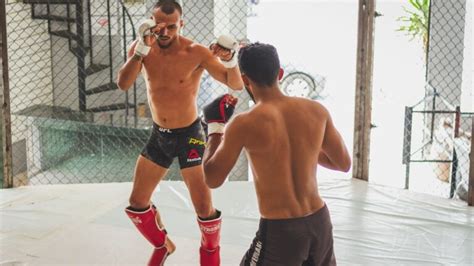 5 Most Common Types Of MMA Fighting Styles + 8 Rarely Used