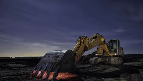 Download Night Vehicle Excavator HD Wallpaper